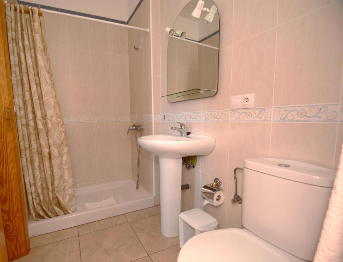 Apartamentos Andrea Calera Ngoại thất bức ảnh